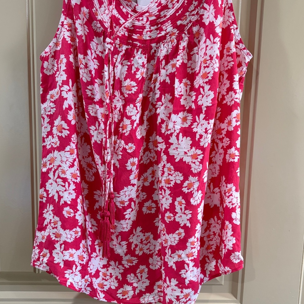 Pullover Halter Top by Elle Brand.  NWT! - Picture 3 of 16